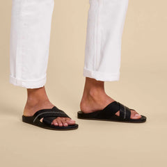 Kīpe‘a Olu - Black